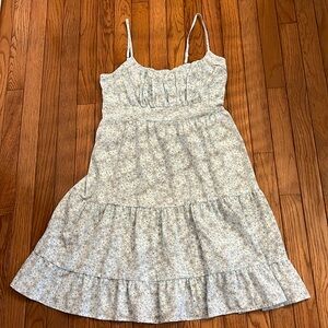 Size large blue and white flower dress